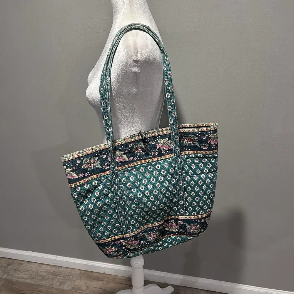 Vintage Vera Bradley Greenfield Quilted Large Tote Shoulder Bag Button close